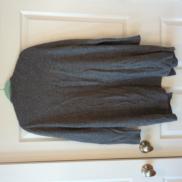 Madewell Merino Wool and Alpaca oversized cardigan, size small - Picture 4 of 4